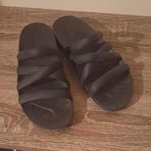 CROCS SPLASH strappy Sandal Black Classic Slip-On Sandals